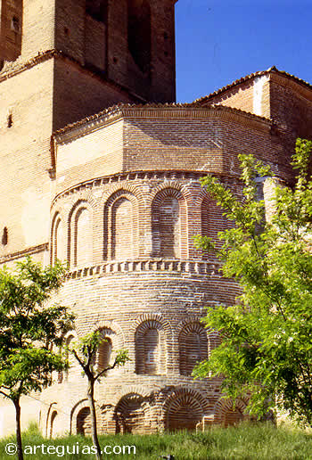 Iglesia de San Mat&iacute;as de Bobadilla del Campo. Tierra de Pinares de Valladolid