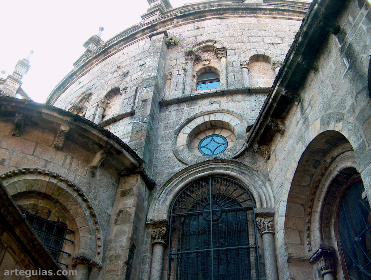 Exterior-girola-cabecera de la catedral de Santiago