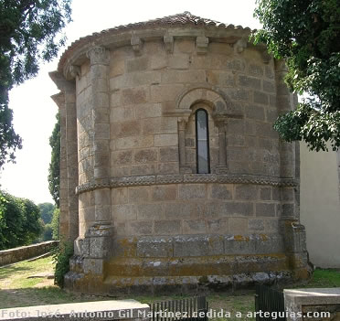 La iglesia de Santa Mar&iacute;a de Melide es una de las agradables sorpresas del Camino de Santiago en Galicia