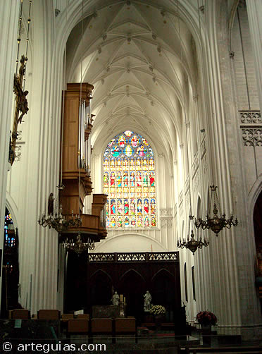 Interior de la Catedral de Amberes