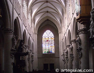 G&oacute;tico en los Pa&iacute;ses Bajos: Catedral de San Miguel y Santa G&uacute;dula de Bruselas 