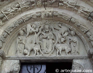 T&iacute;mpano de la puerta principal de la Iglesia de San Miguel de Estella