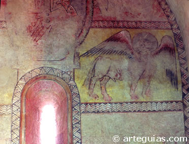 Frescos rom&aacute;nicos en el interior de la iglesia de Sotosalbos, Segovia