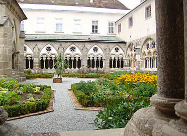 Claustro de la Abad&iacute;a de  Zwettl (Austria)