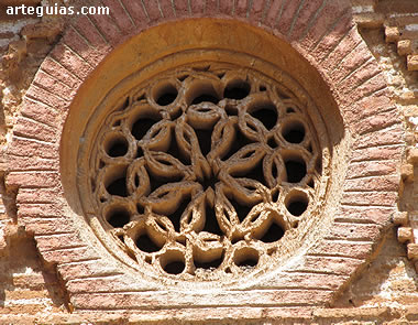 Encinacorba: roset&oacute;n mud&eacute;jar