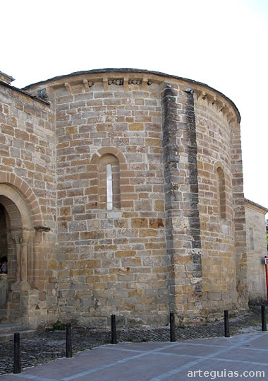 &Aacute;bside la iglesia de Gaz&oacute;laz