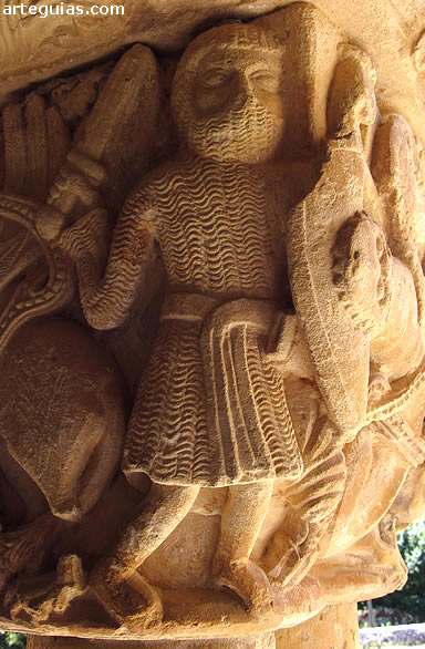 Guerrero de la Edad Media esculpido en la iglesia de Rebolledo de la Torre (siglo XII)
