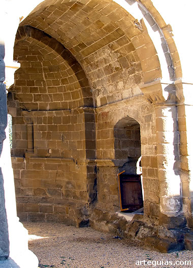 Interior de la cabecera