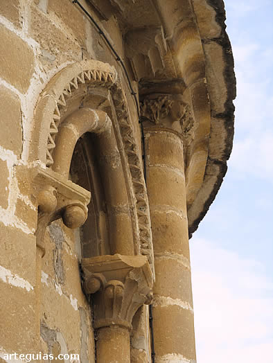 Ventanal del &aacute;bside