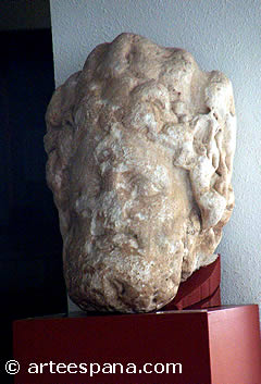 Estatua romana del Museo Municipal de Calahorra, procedente de la antigua ciudad romana de Municipium Calagurris Iulia Nassica
