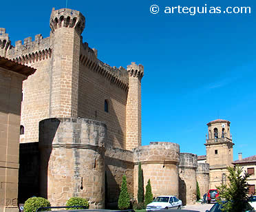 Castillo e iglesia de Sajazarra