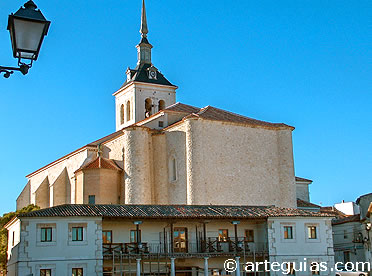 Plaza e iglesia de Colmenar de Oreja, Madrid