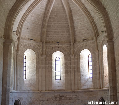 El Monasterio de T&oacute;rtoles conserva estructuras rom&aacute;nicas y g&oacute;ticas