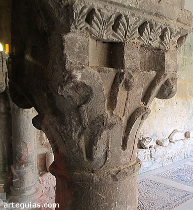 Capitel rom&aacute;nico