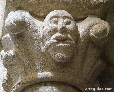Monasterio de Santa Cristina de Ribas de Sil: capitel interior de la iglesia