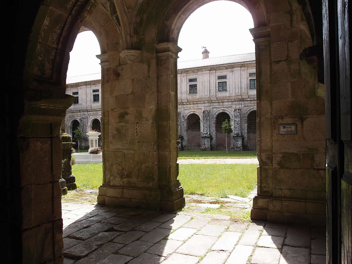 Claustro de los Caballeros (o de la Porter&iacute;a)