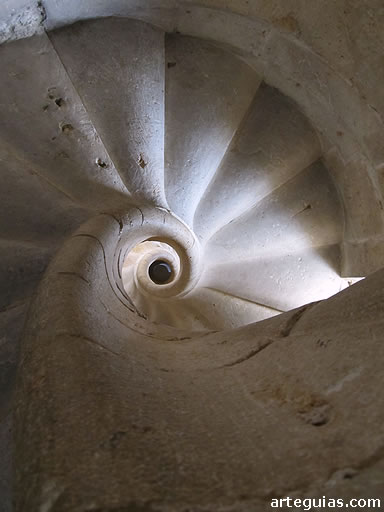 Escalones de la escalera de caracol