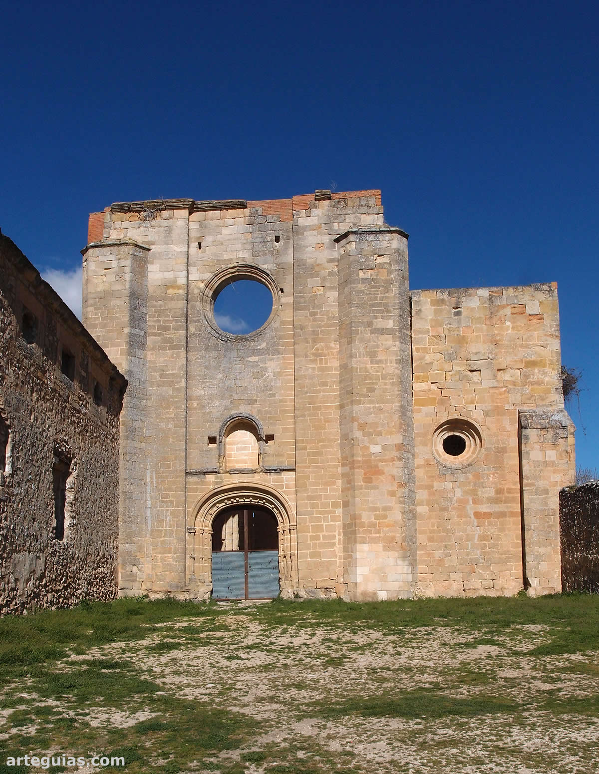 Monasterio de Santa María de Monsalud: fachada oeste