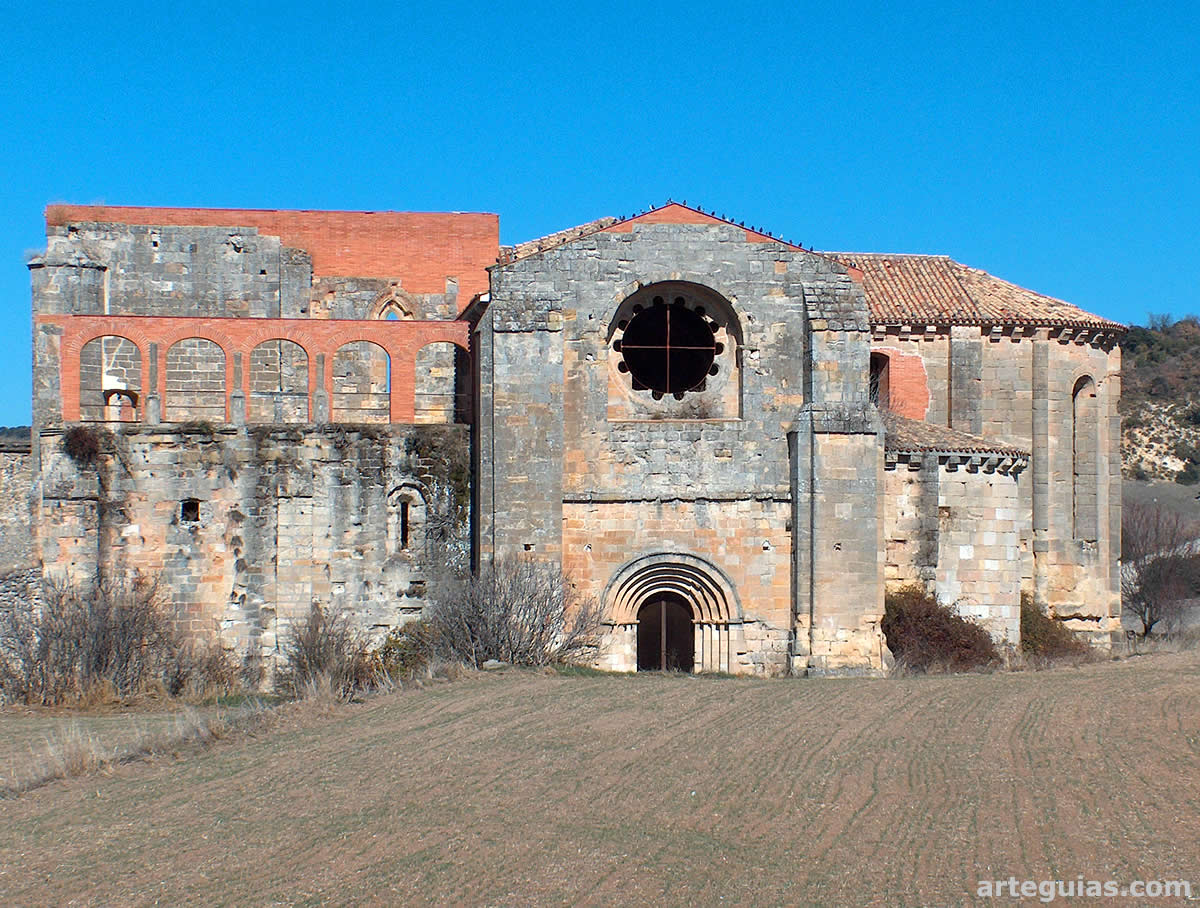 La iglesia del Monasterio de Monsalud desde el sur