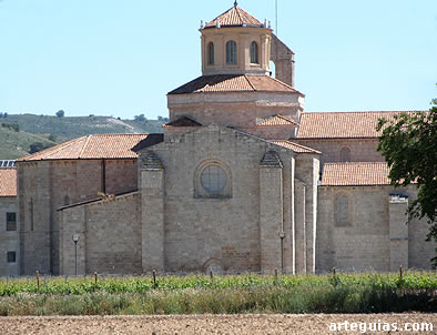 Iglesia del monasterio desde el norte