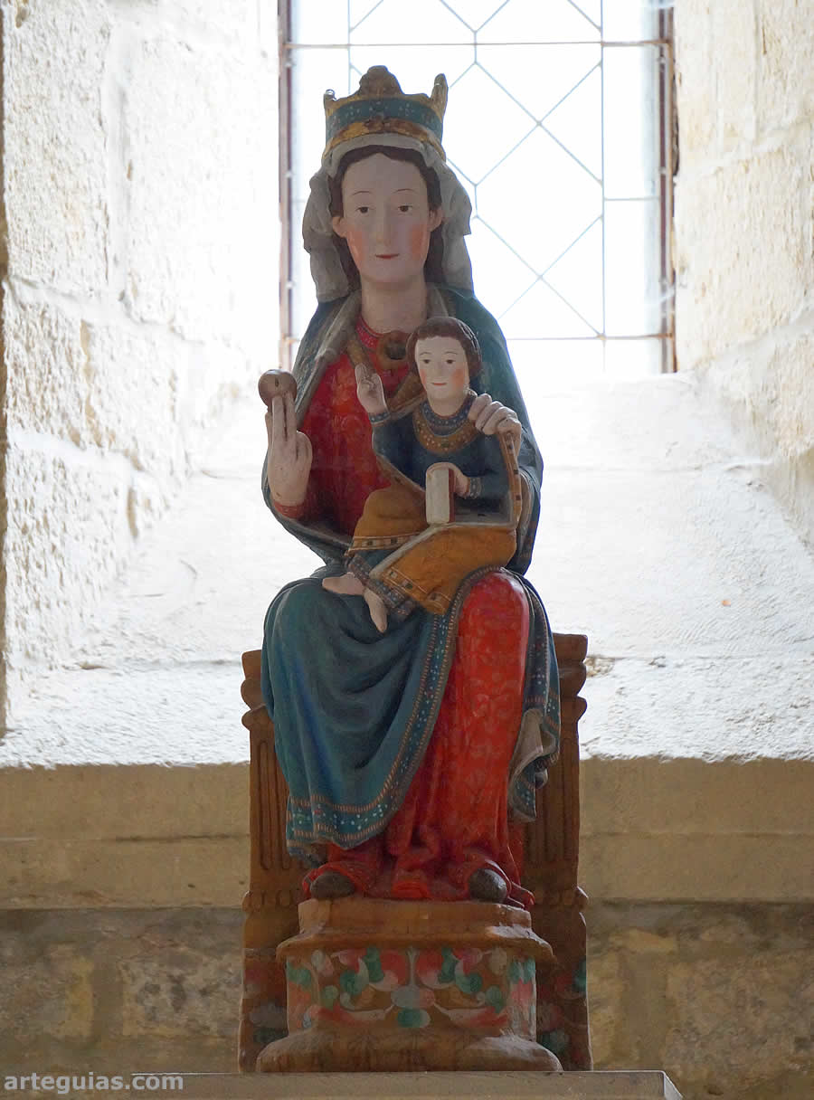 Imagen gótica de la Virgen de Iranzu