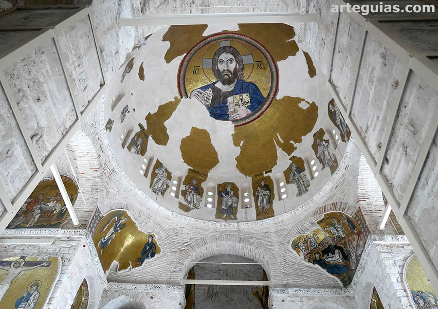 Monasterio de Dafni, Atenas: vista de la c&uacute;pula interior