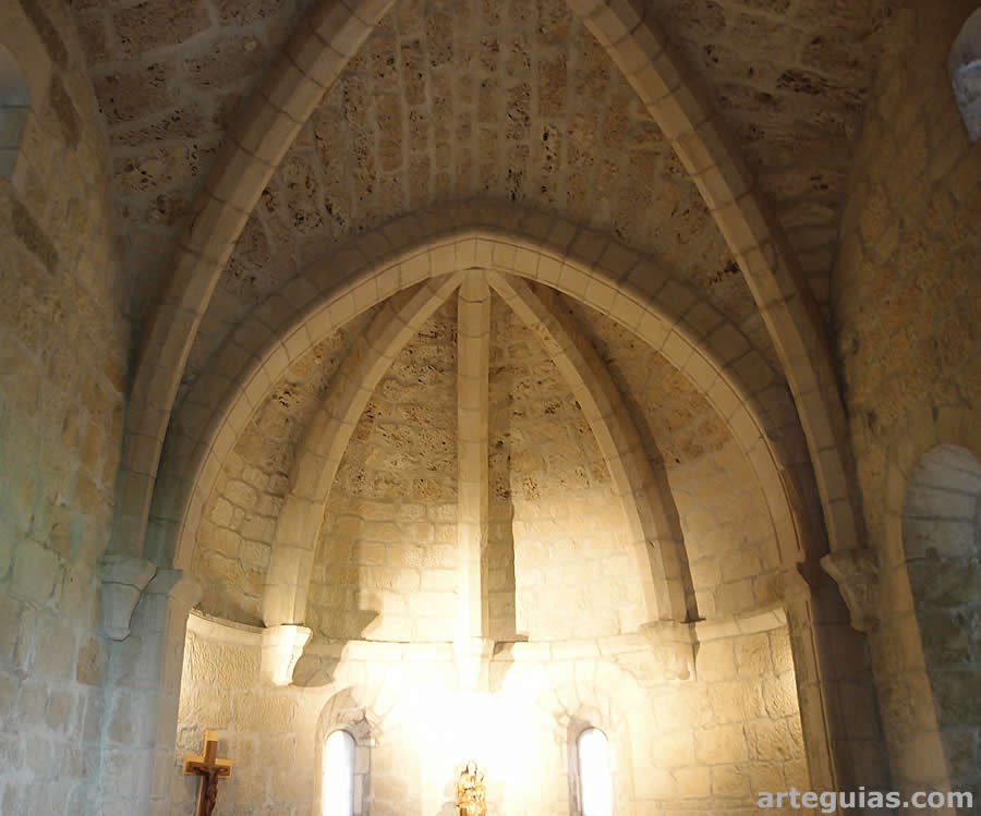 Bóveda con nervios de la Capilla de San Adrián