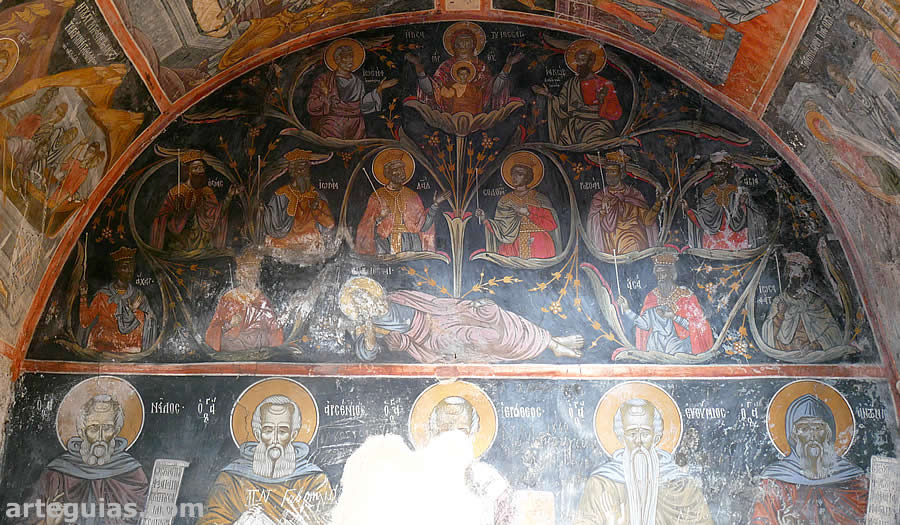 Pintura del Arbol de Jes&eacute; en el n&aacute;rtex de la iglesia