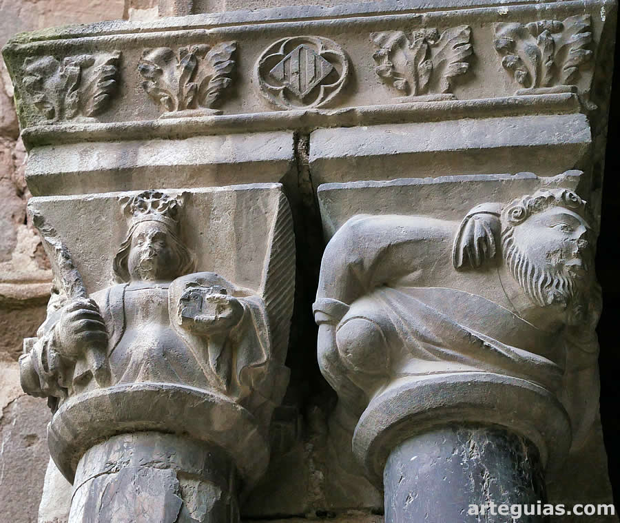 Detalle del claustro inferior de Ripoll