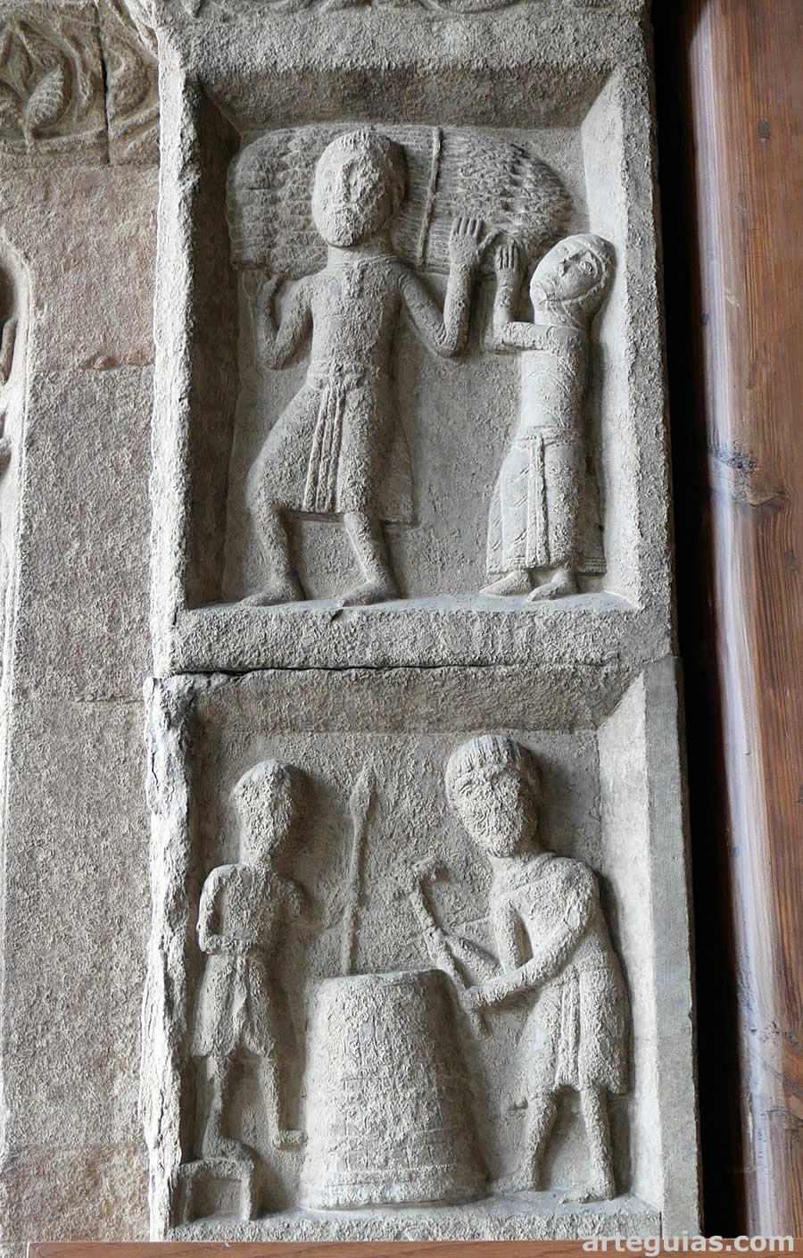 Dos de los meses del mensario de la iglesia de Ripoll