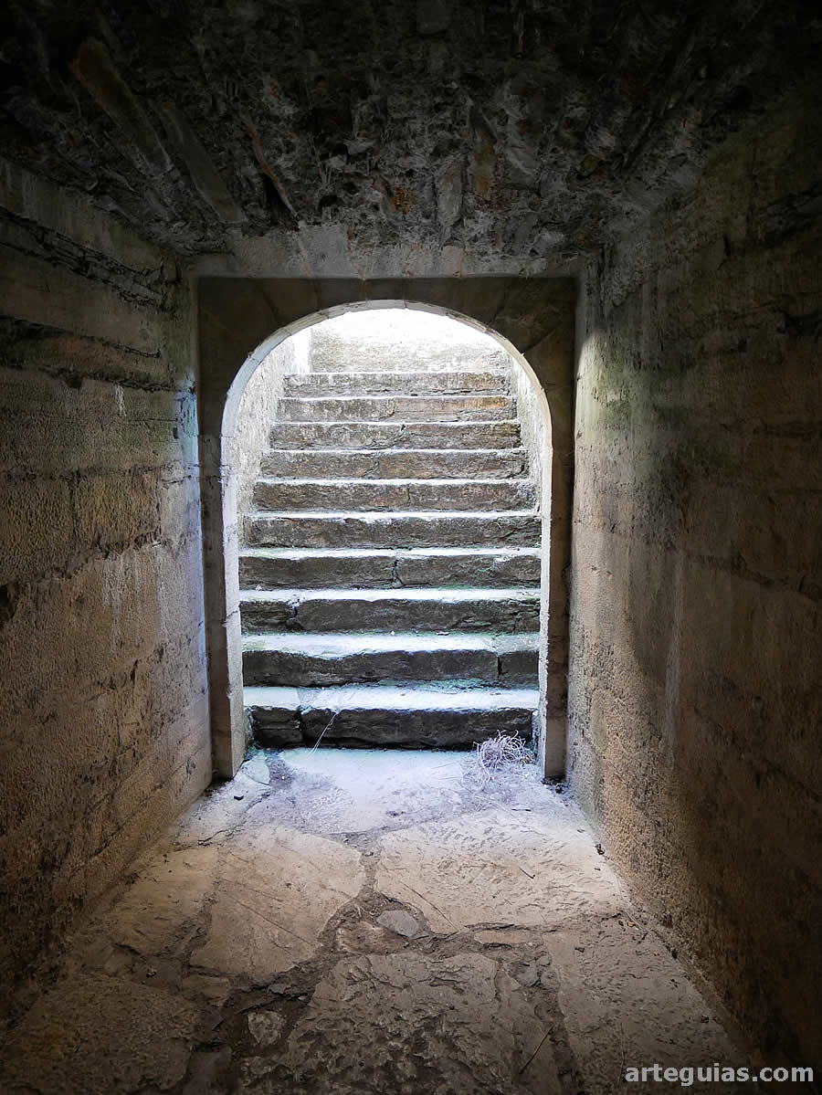 El complejo mon&aacute;stico de San Pedro de Montes es hoy pr&aacute;cticamente un conjunto de ruinas