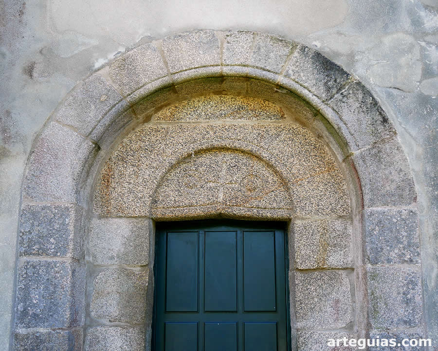 Modesta puerta septentrional