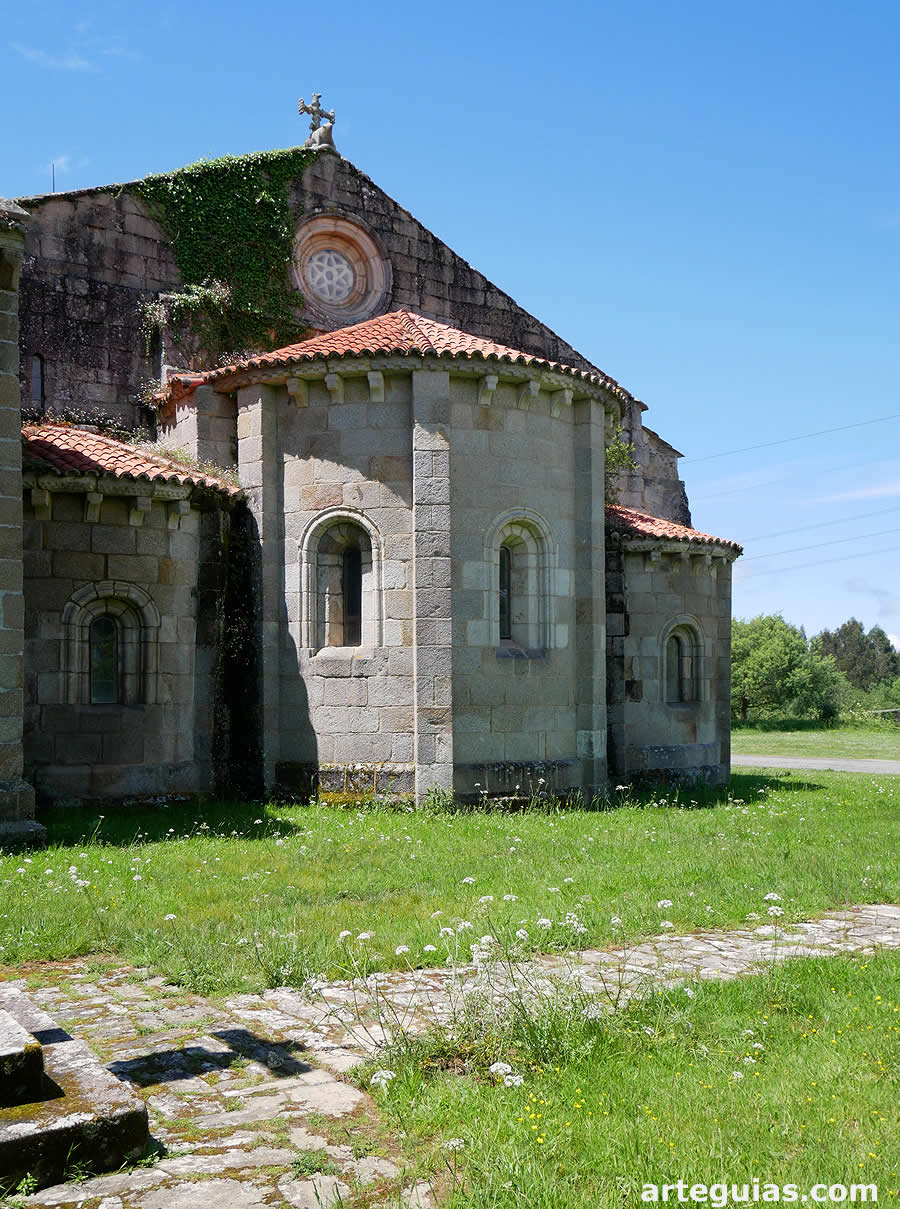 Cabecera rom&aacute;nica. Monasterio de San Salvador de Bergondo