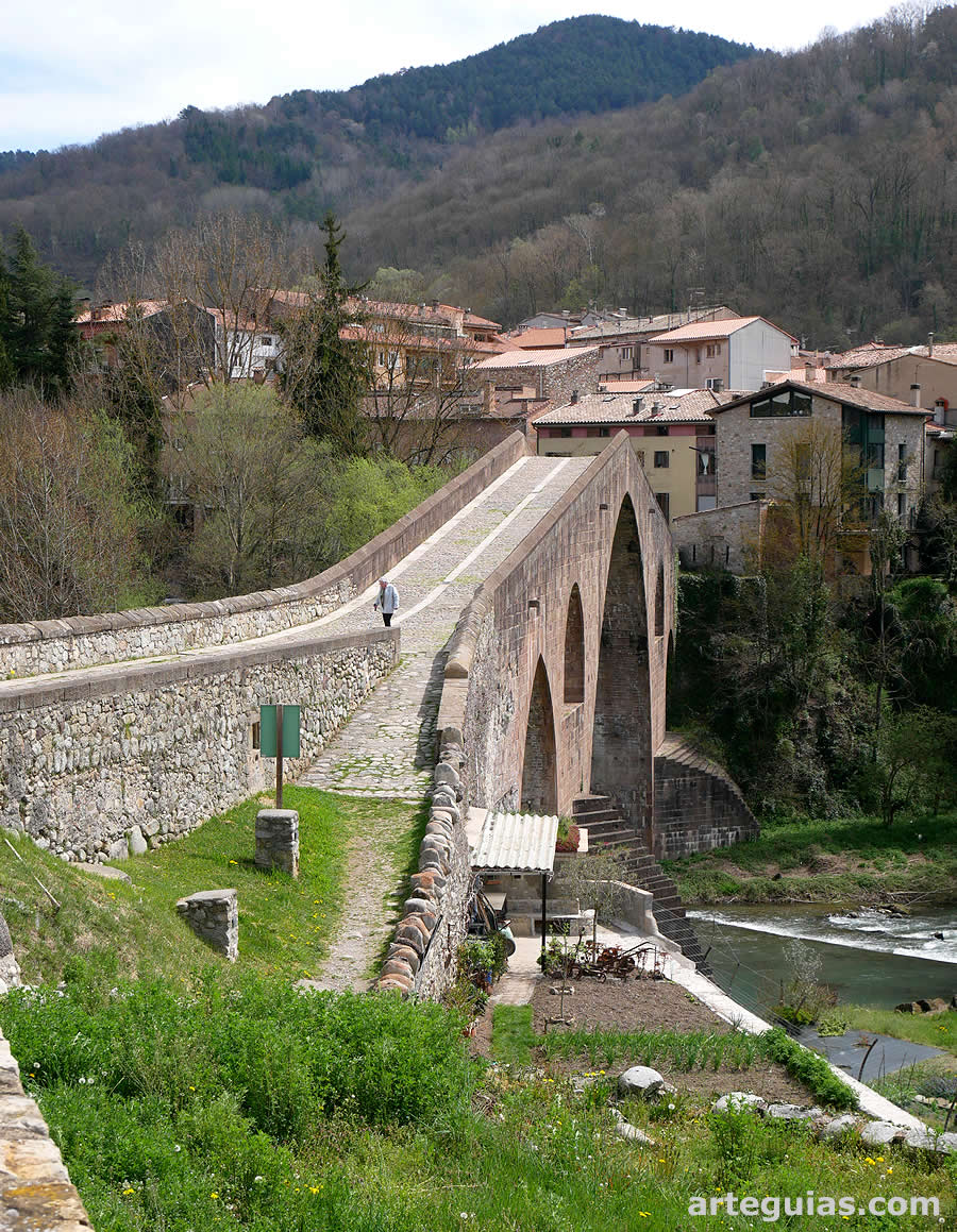 Puente medieval