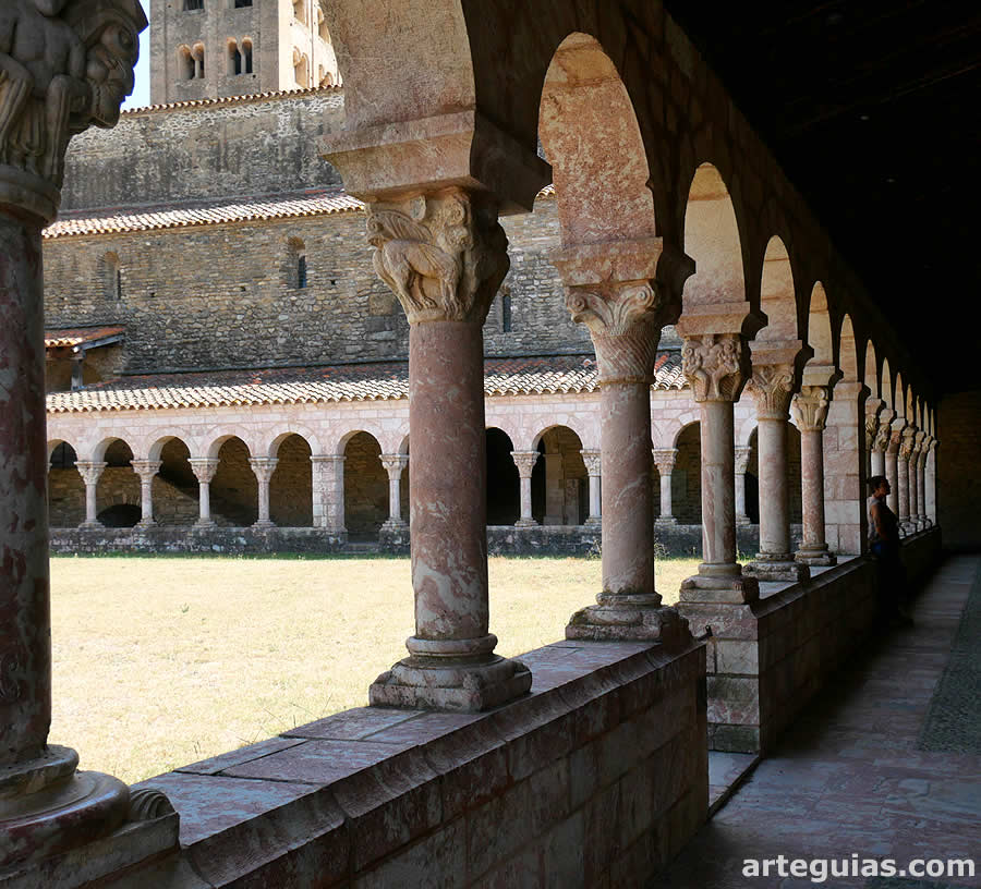 Sant Miquel de Cuixà: claustro románico