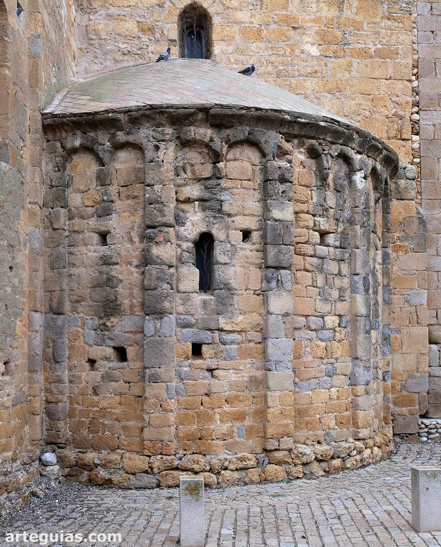 &Aacute;bside lateral norte