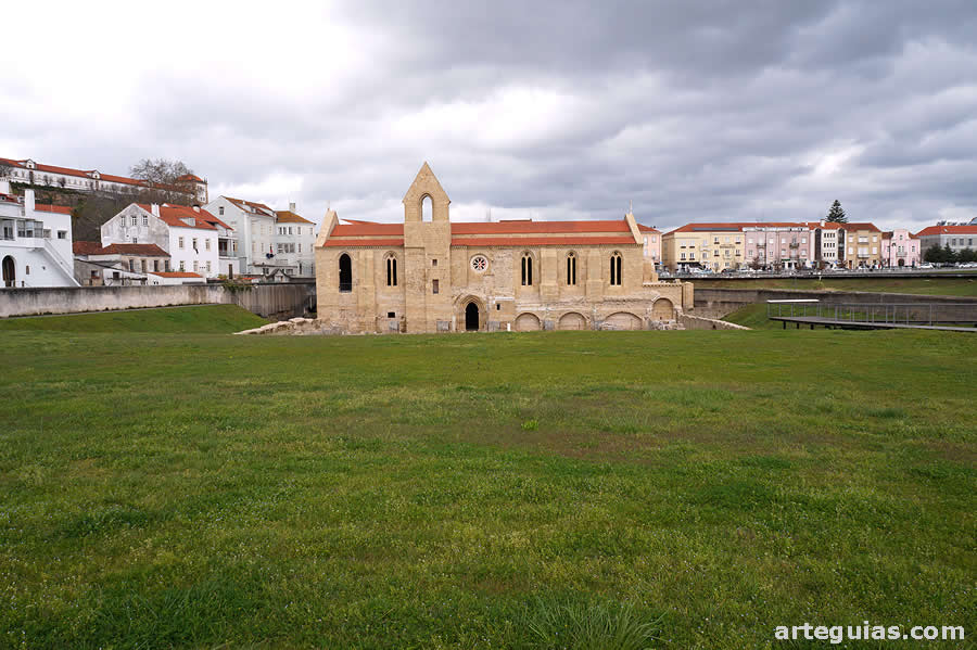 Monasterio de Santa Clara a Velha de Co&iacute;mbra, Portugal