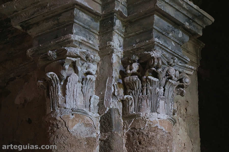 Capiteles clasicistas