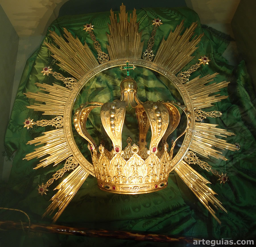 Corona de la Virgen de Valvanera
