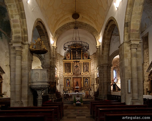 Interior de la iglesia. Monasterio de Cornellana