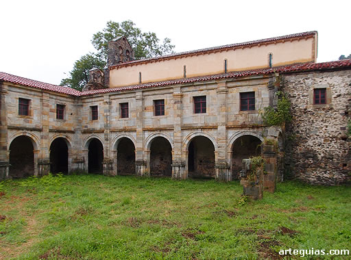 Claustro del siglo XVIII