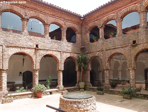 Interior del claustro