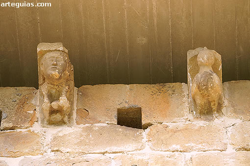 Monasterio de Zamartze: canecillos