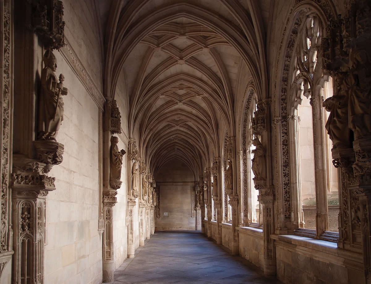 Piso inferior del claustro