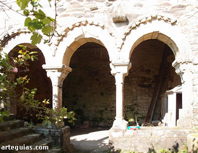 Arquer&iacute;a de la probable antigua sala capitular