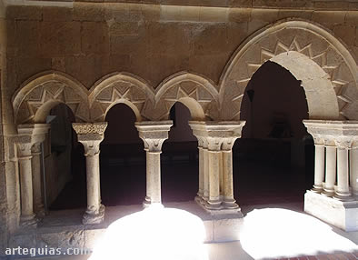Arquer&iacute;a de la sala capitular