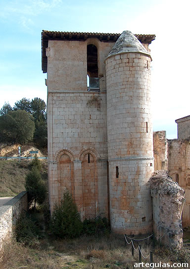 La torre es uno de los elementos mejor conservados del Monasterio de San Pedro de Arlanza