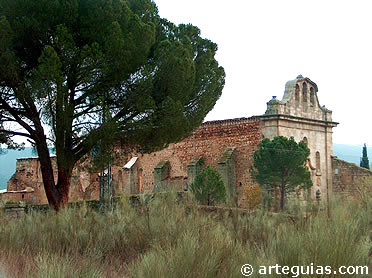 Estado ruinoso del cuerpo de la iglesia