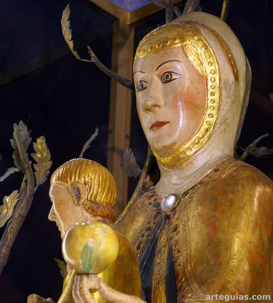 Imagen de madera rom&aacute;nica de la Virgen de Valvanera, La Rioja