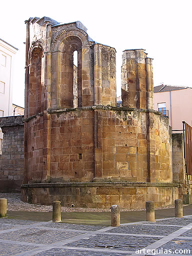 &Aacute;bside de la iglesia de San Nicol&aacute;s, Soria